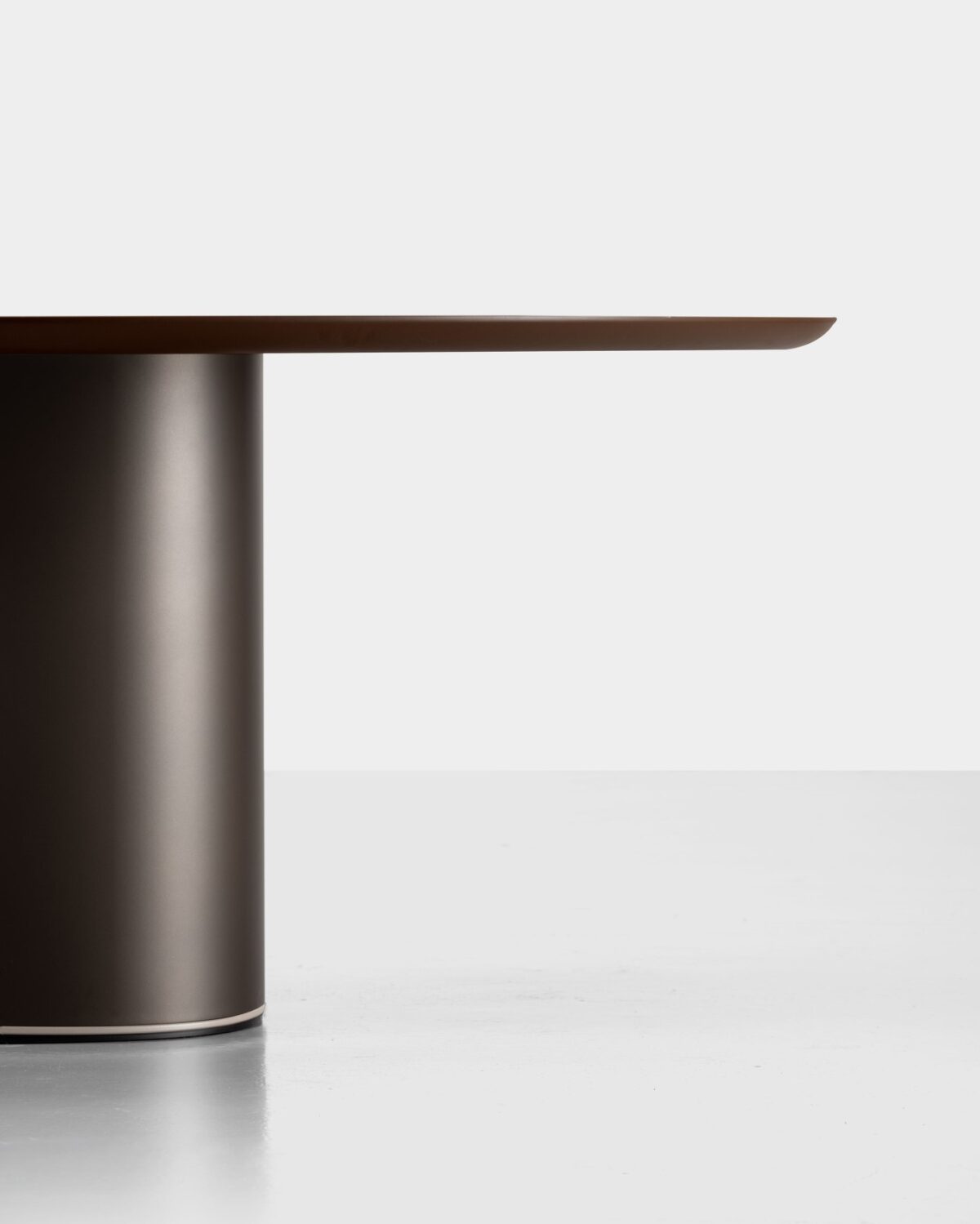 Kristalia Tisch Holo Pillar – Bild 14