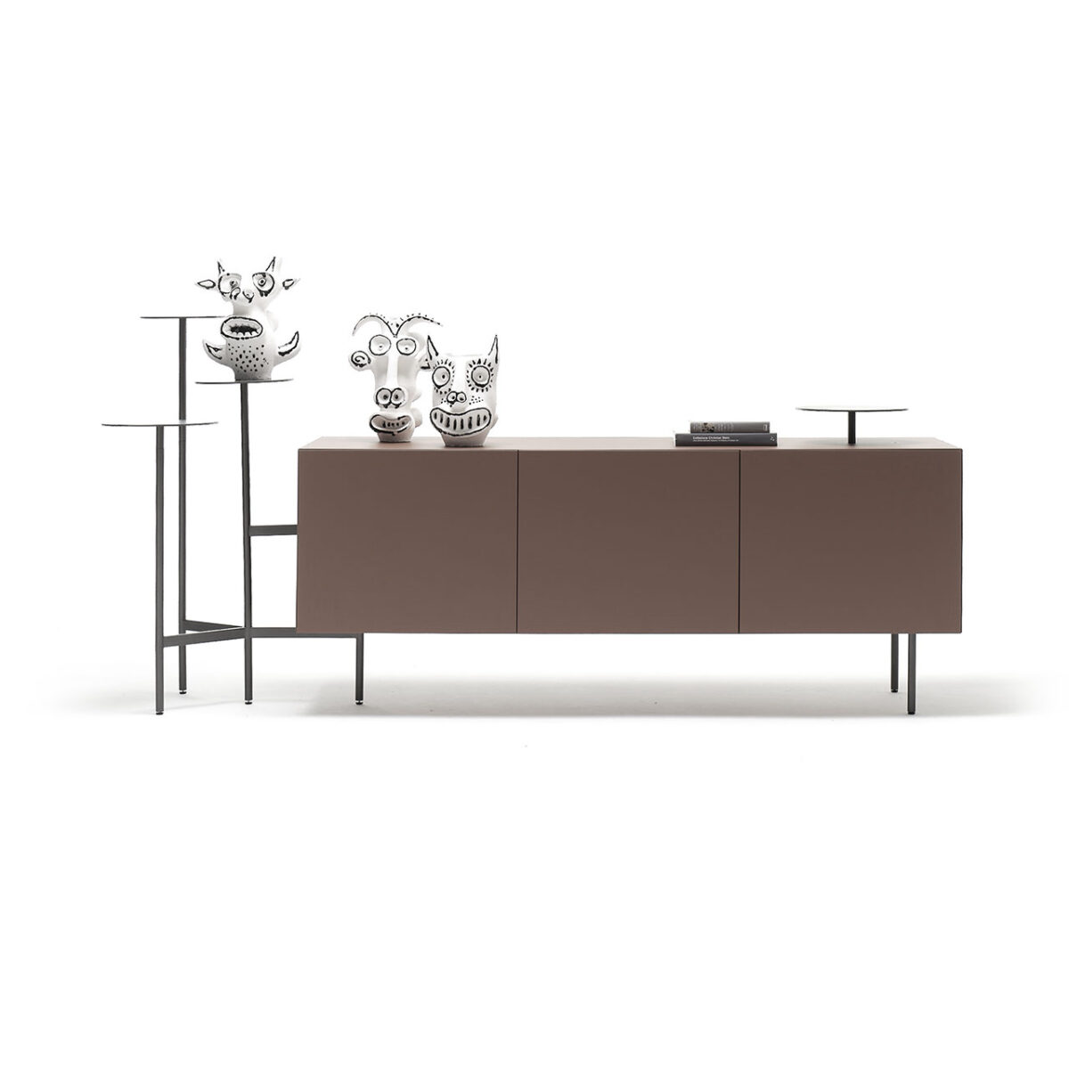 Mogg - Sideboard Ikebana