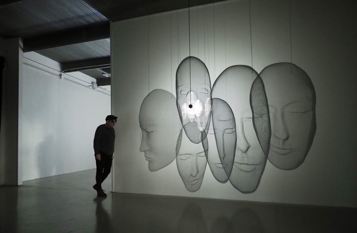 Arturo Alvarez - Leuchtenserie Human Chandelier – Bild 4