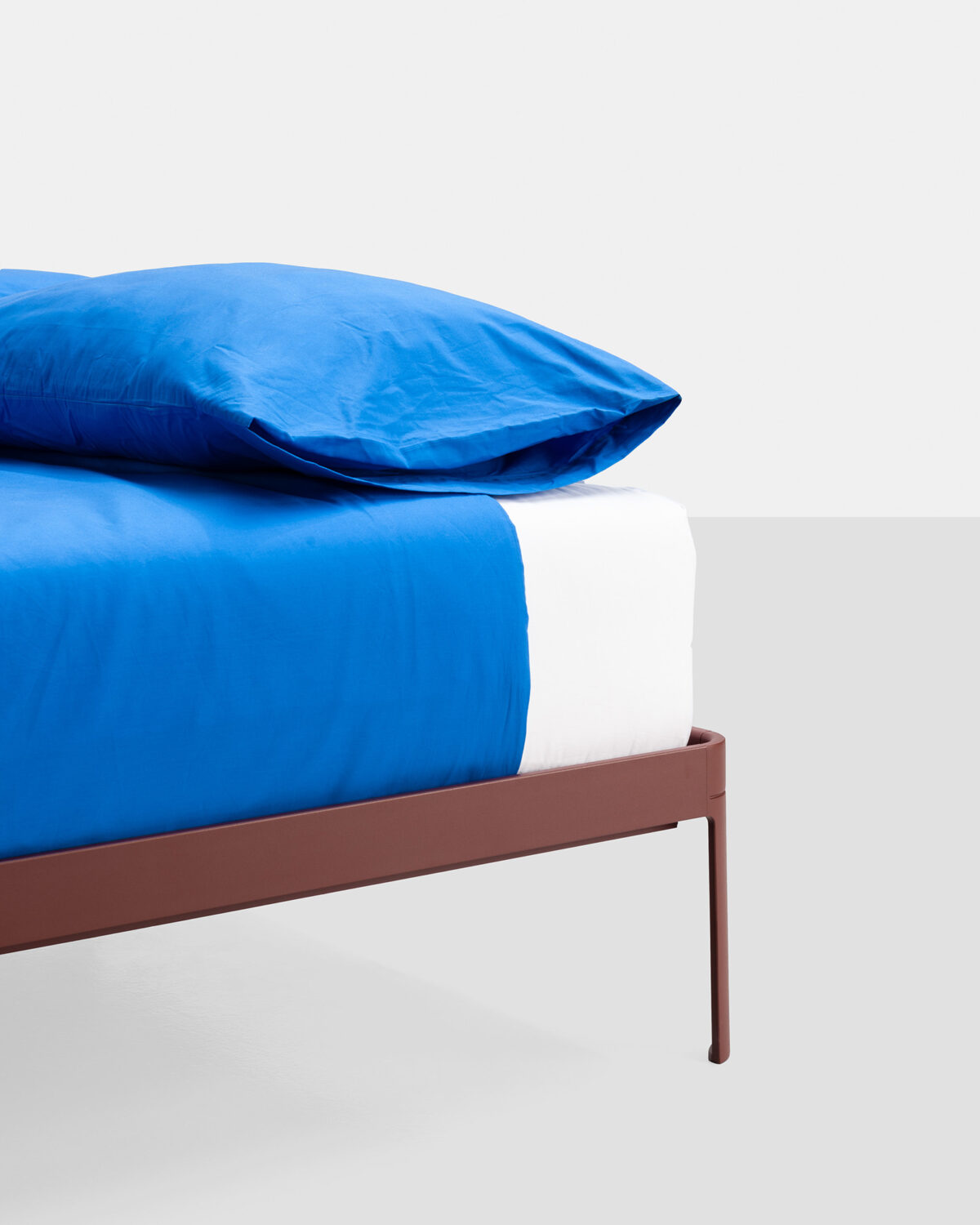 Kristalia - Bett Alu Alu – Bild 5