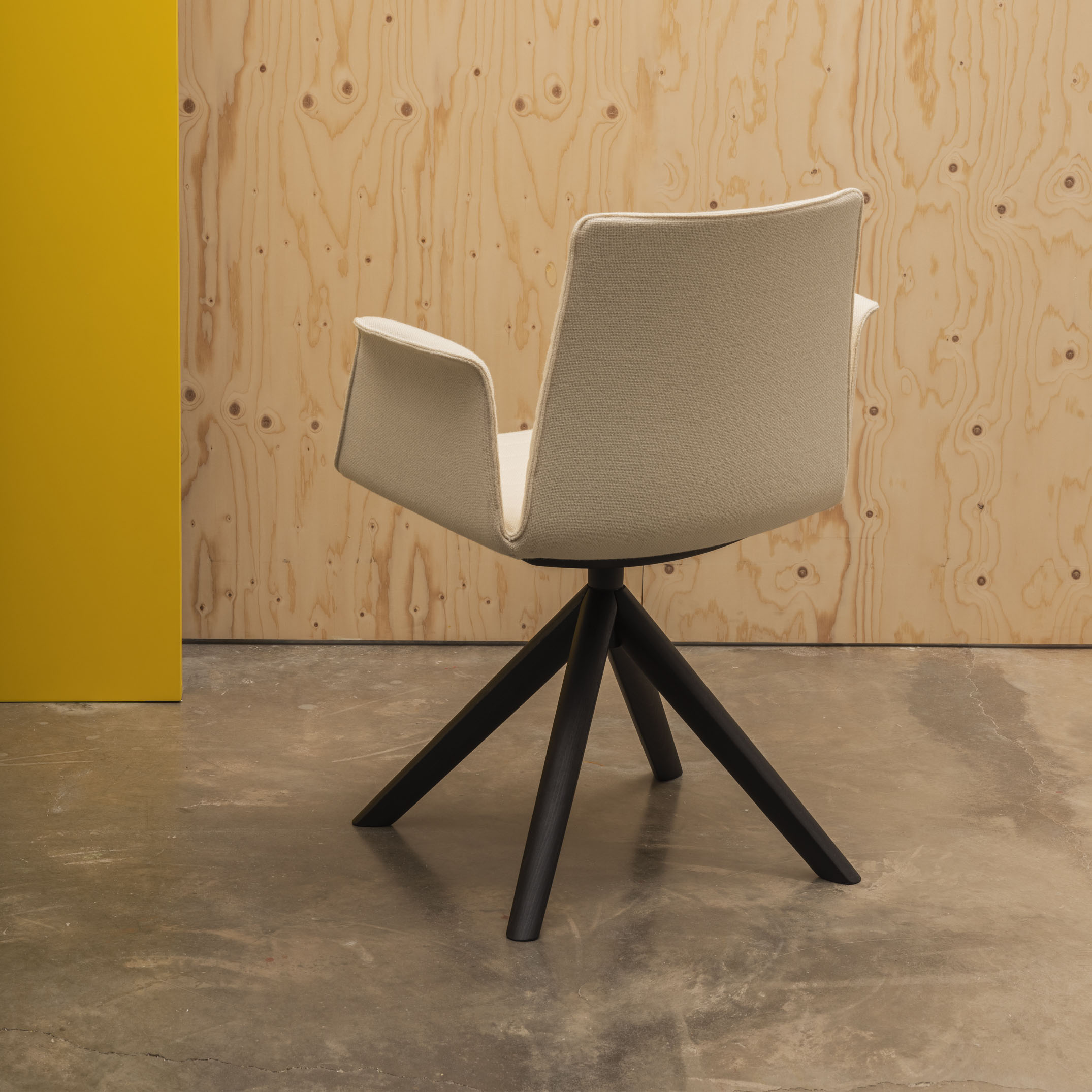 Andreu World - Stuhlserie Flex – Bild 13